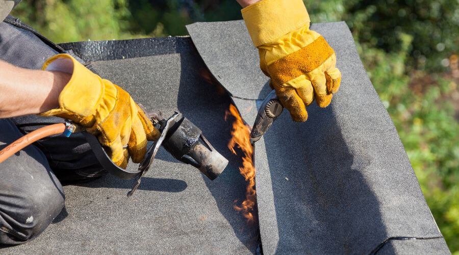 Professional flood damage restoration services in Hartford City, IN